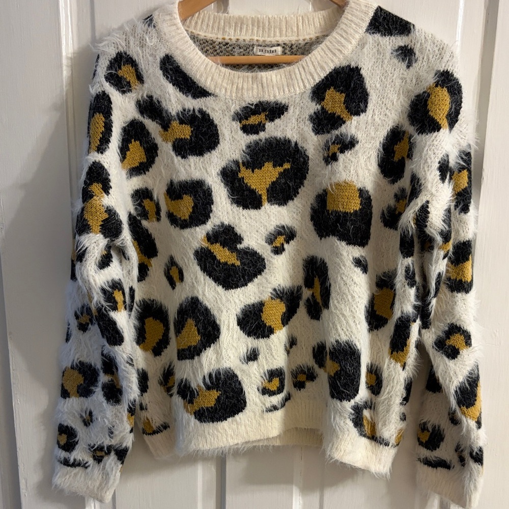En Crème Cream and Black Leopard Print Sweater
